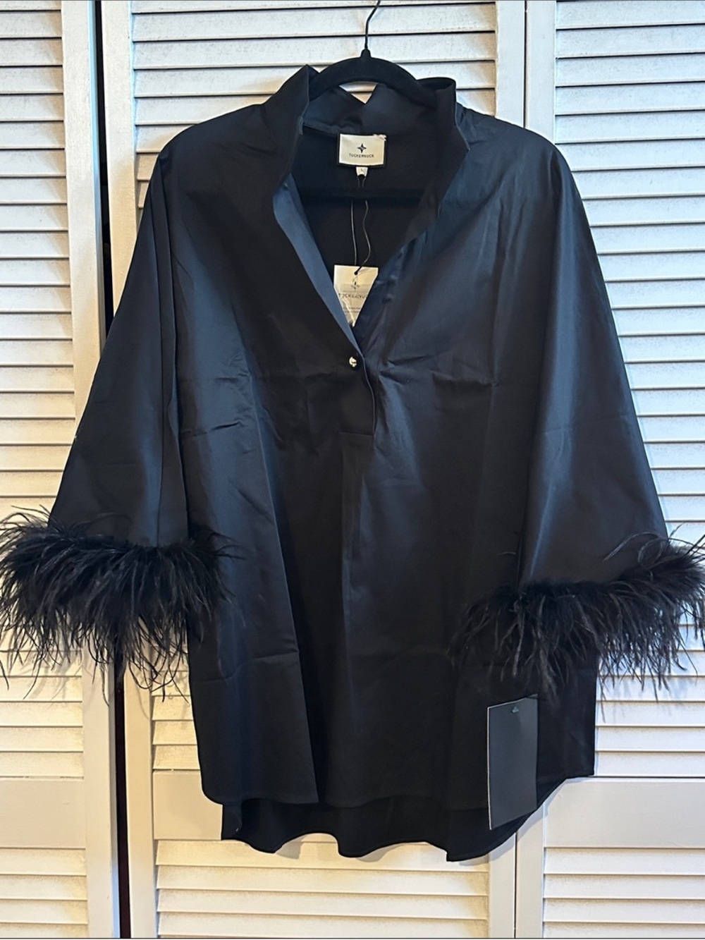 Tuckernuck Black Feather-Trim Popover Tunic
New with tags - Picture 5 of 8
